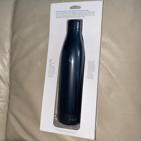 TYLT Power Water Bottle with Portable Power Bank Base in Black - Picture 2 of 6